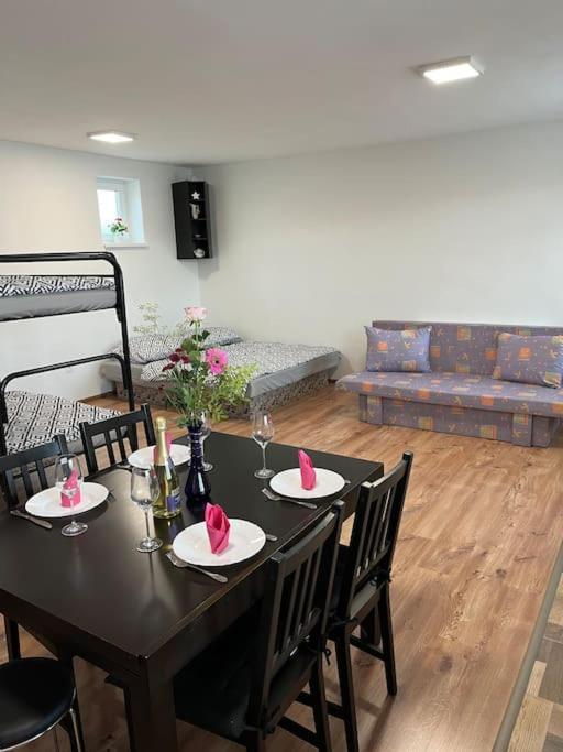 Bekivi Apartmany Дунайска-Стреда Экстерьер фото