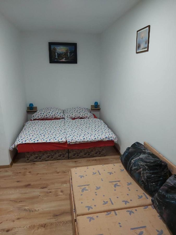 Bekivi Apartmany Дунайска-Стреда Экстерьер фото